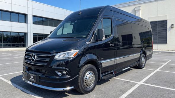 10 passenger sprinter van arlington