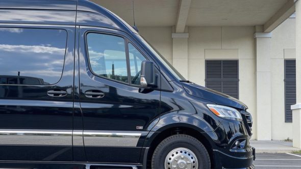 arlington 12 passenger sprinter van