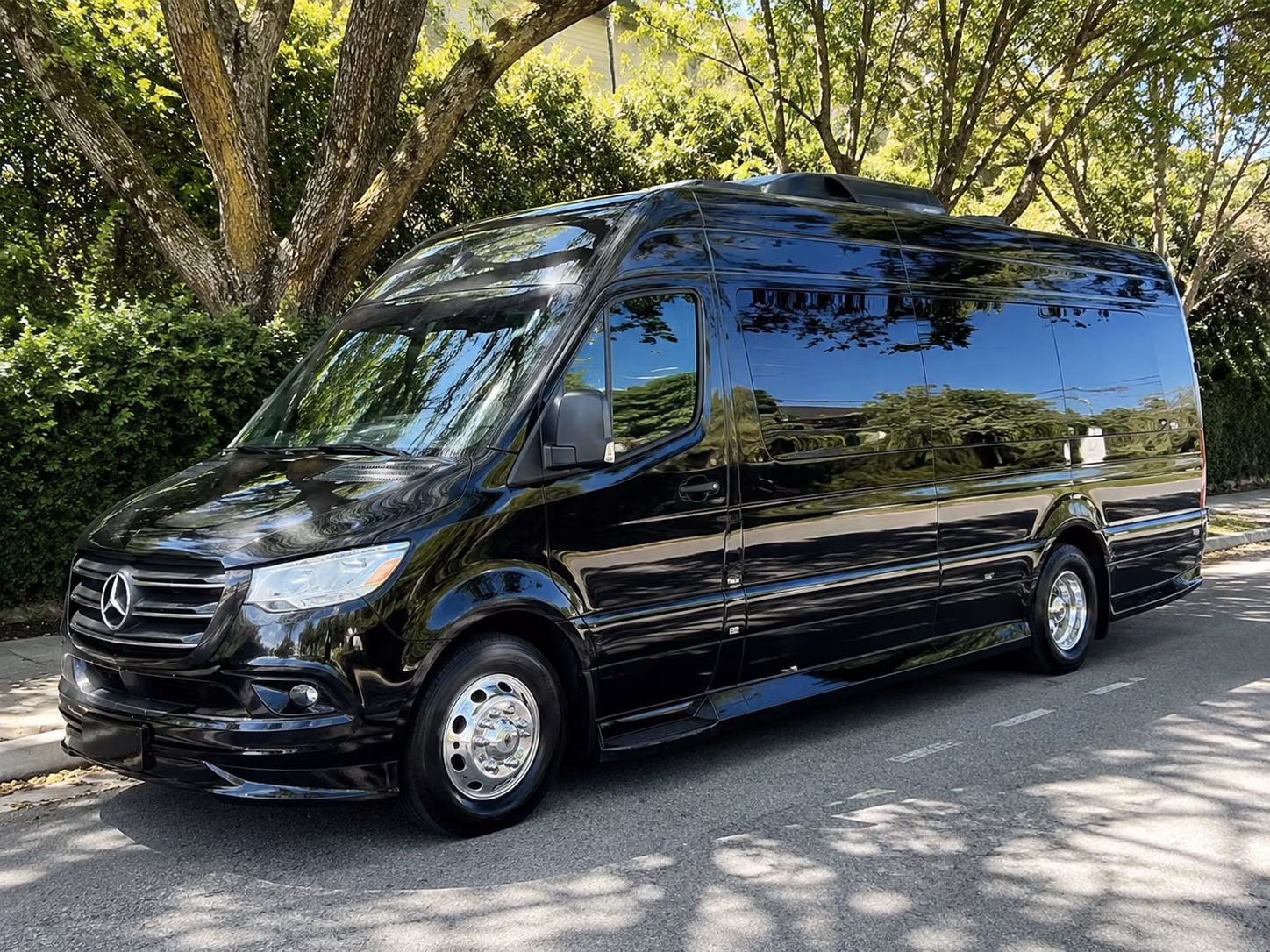 find the perfect transportation for your next private event 3
